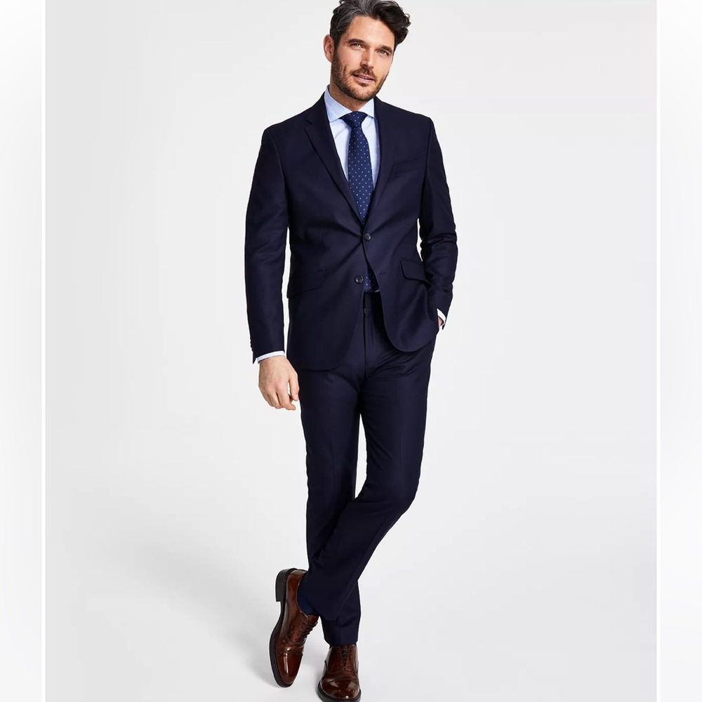 Kenneth Cole Reaction NAVY Suit
